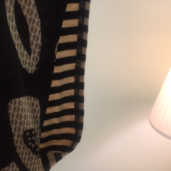 Ruby Rd. Ladies pullover top. - Picture 5 of 9